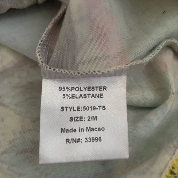 Love Amour Vintage Colorful Paisley Print V-Neck Tank Top - Picture 11 of 11